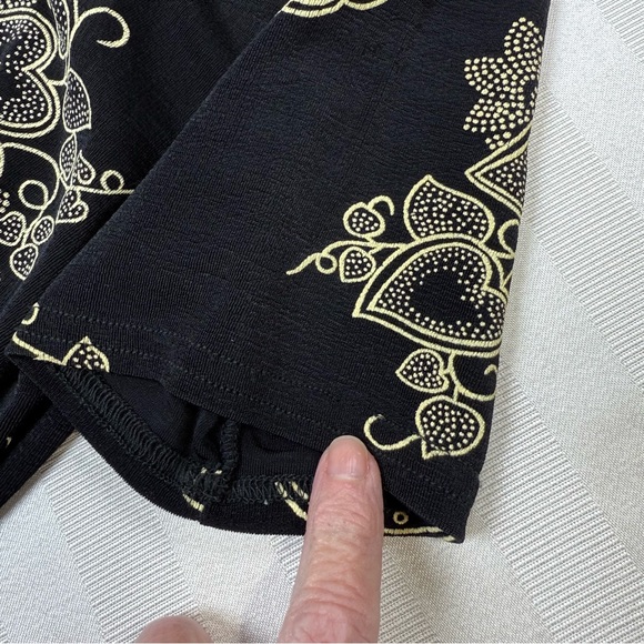 es•se Black Tunic Top Heart Pattern Button Front Small Knit VTG 90s Esse - Picture 14 of 14